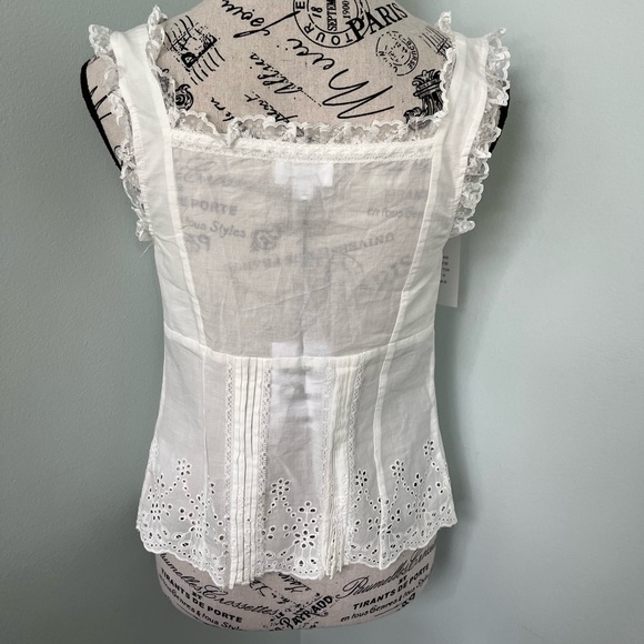 Janelle Top in White
LPA   CA$280.10   NWT - Picture 10 of 13